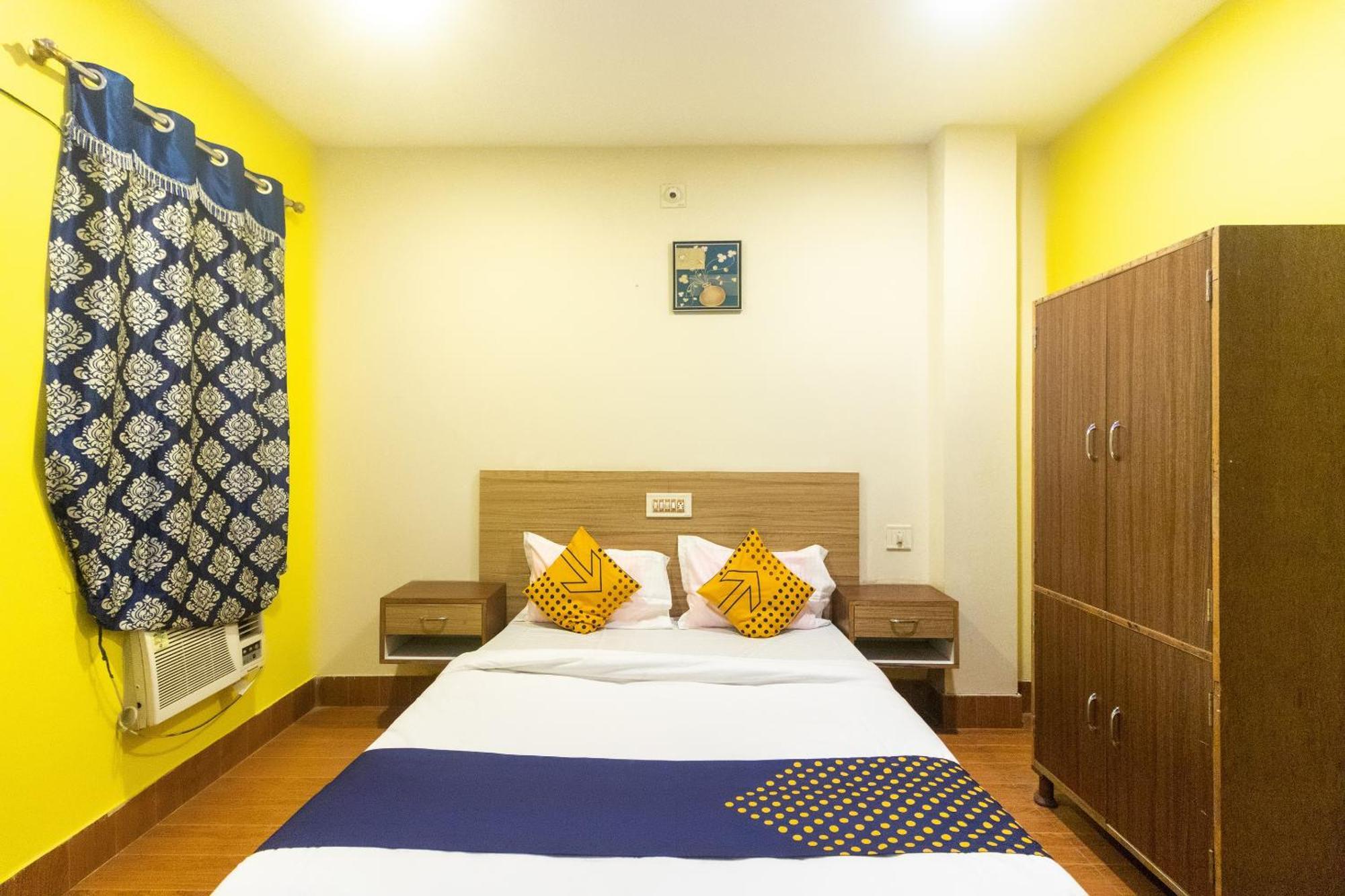 Spot On Prabir Residency Inn Urāli Eksteriør billede